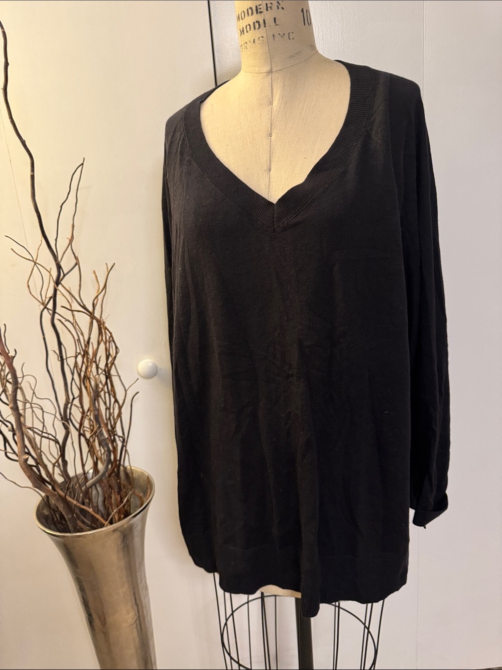 Lucky Brand Black V-Neck Lightweight Sweater